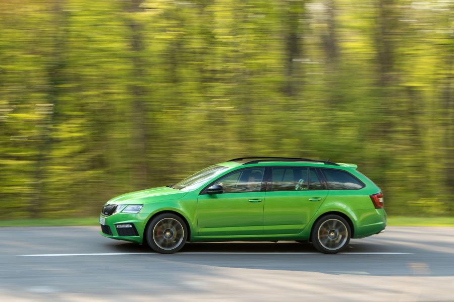  Skoda Octavia RS Combi 2017 года  (WW) (фото 41 из 48)